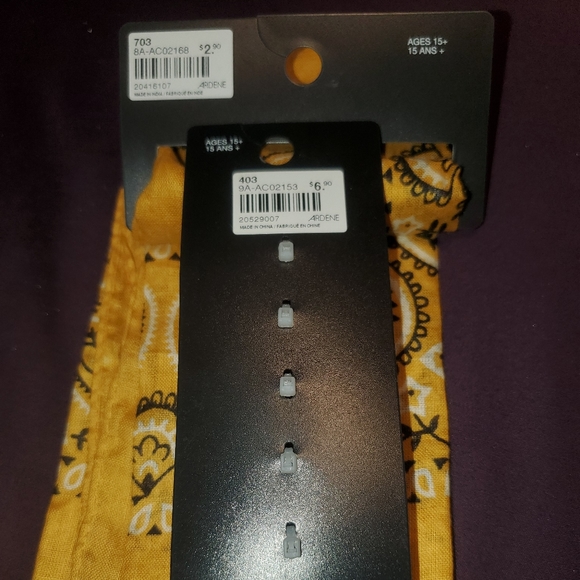 Free with purchase in a Bundle. Bandana and rings. - Picture 2 of 5